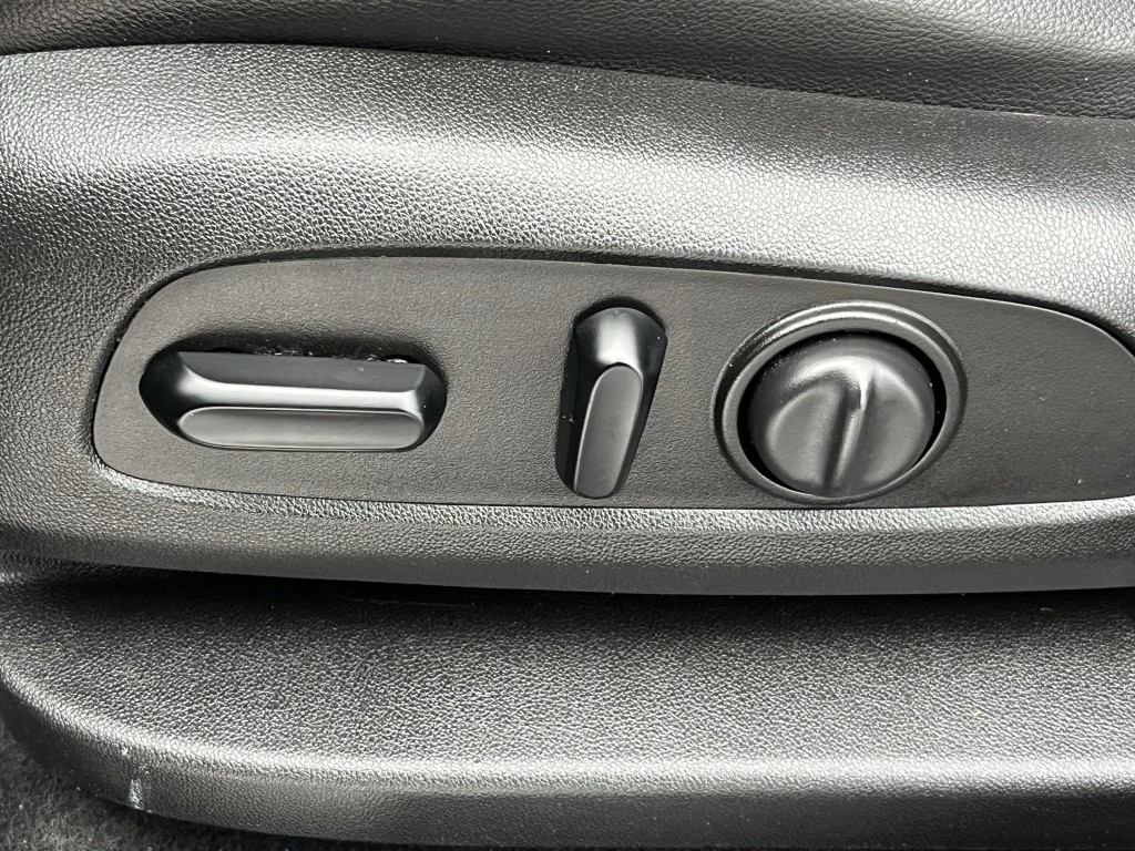 2019 GMC Acadia Image 28