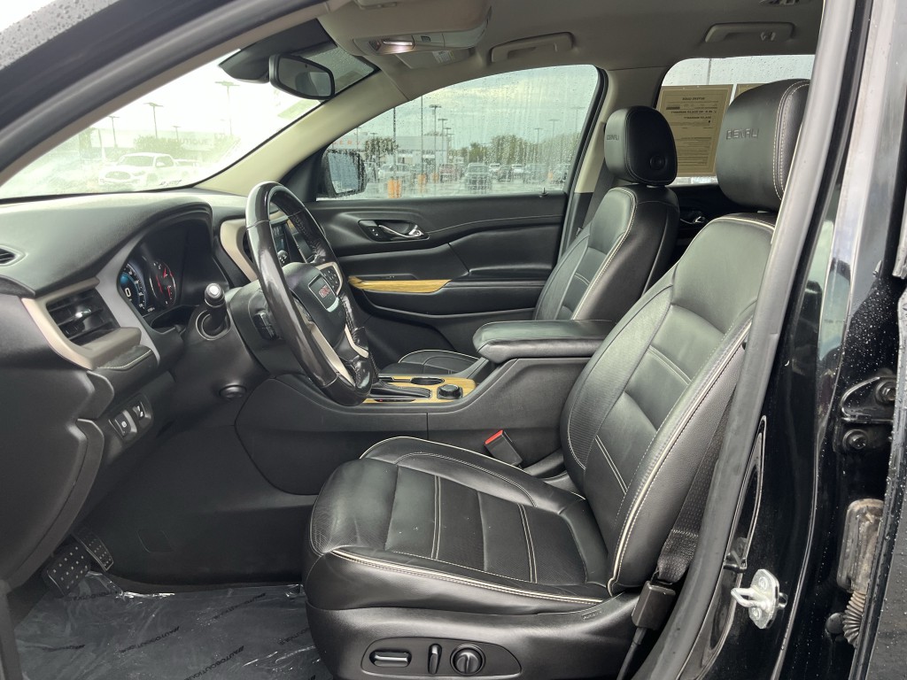 2019 GMC Acadia Image 30