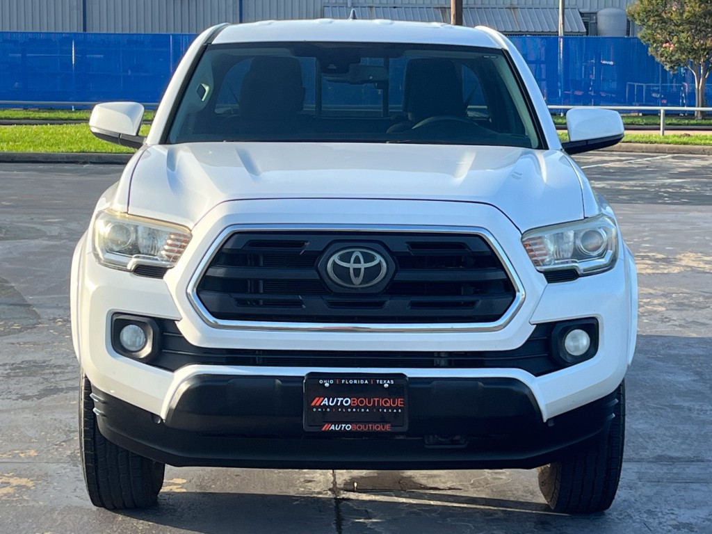 2018 Toyota Tacoma Image 6