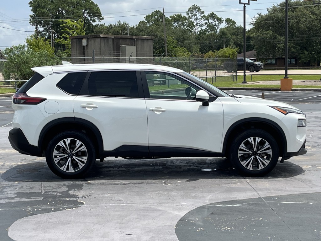 2023 Nissan Rogue Image 10