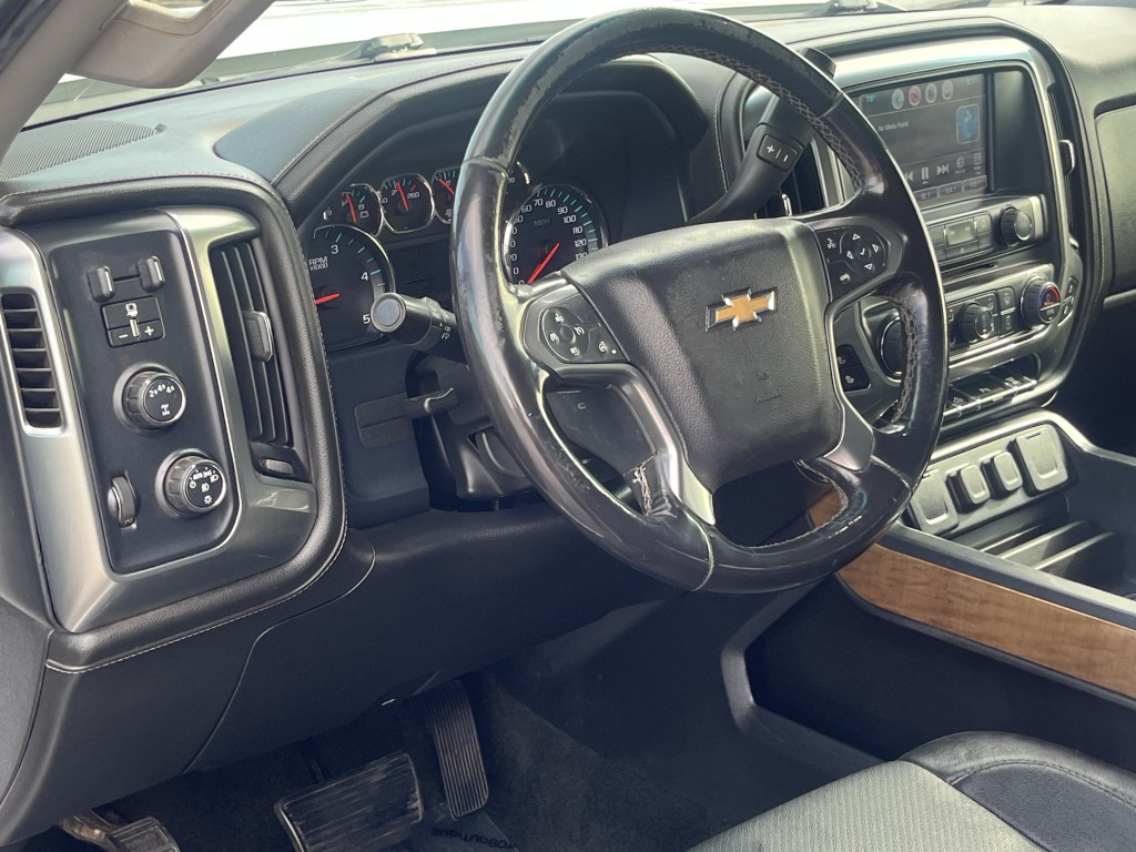 2018 Chevrolet Silverado 1500 Image 12