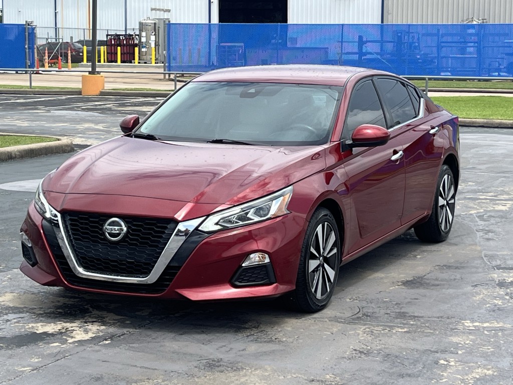 2022 Nissan Altima Image 5