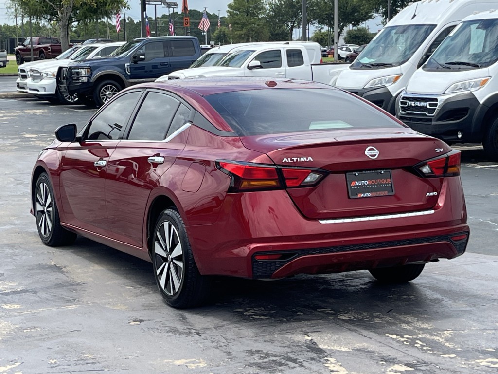 2022 Nissan Altima Image 8