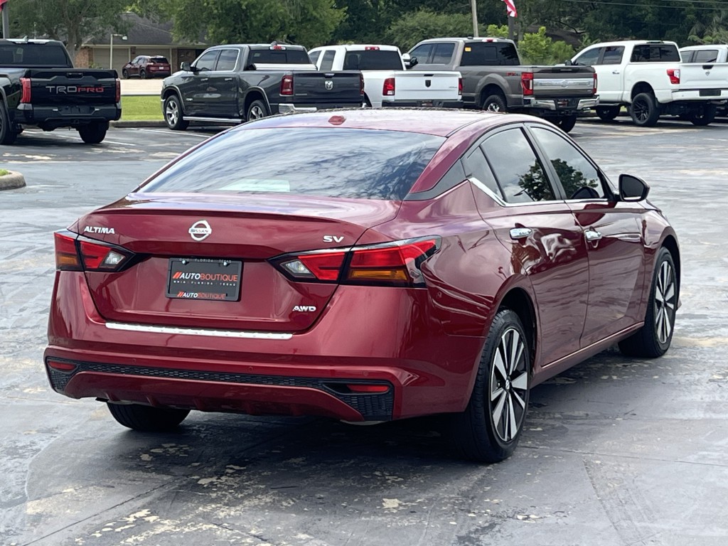 2022 Nissan Altima Image 9
