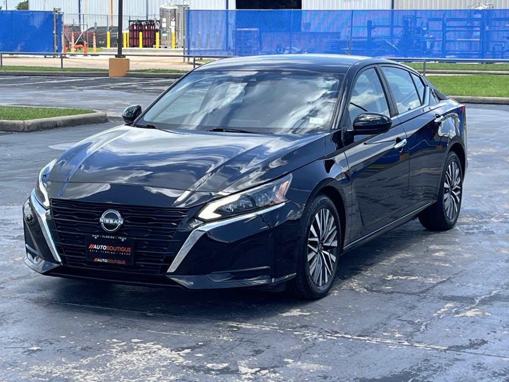 2023 Nissan Altima Image 5