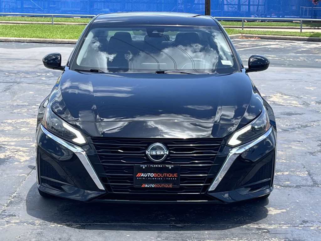 2023 Nissan Altima Image 6