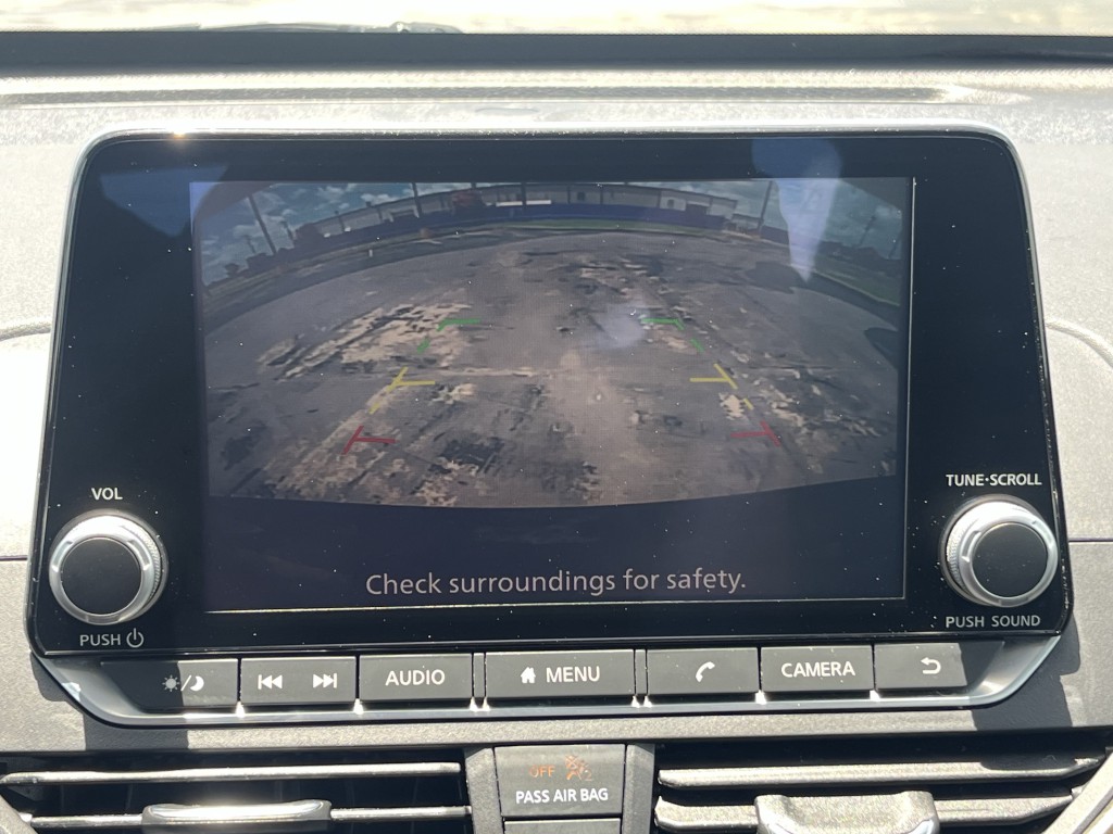 2023 Nissan Altima Image 23
