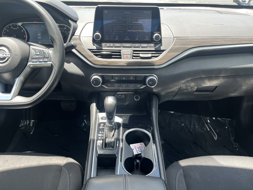 2023 Nissan Altima Image 26