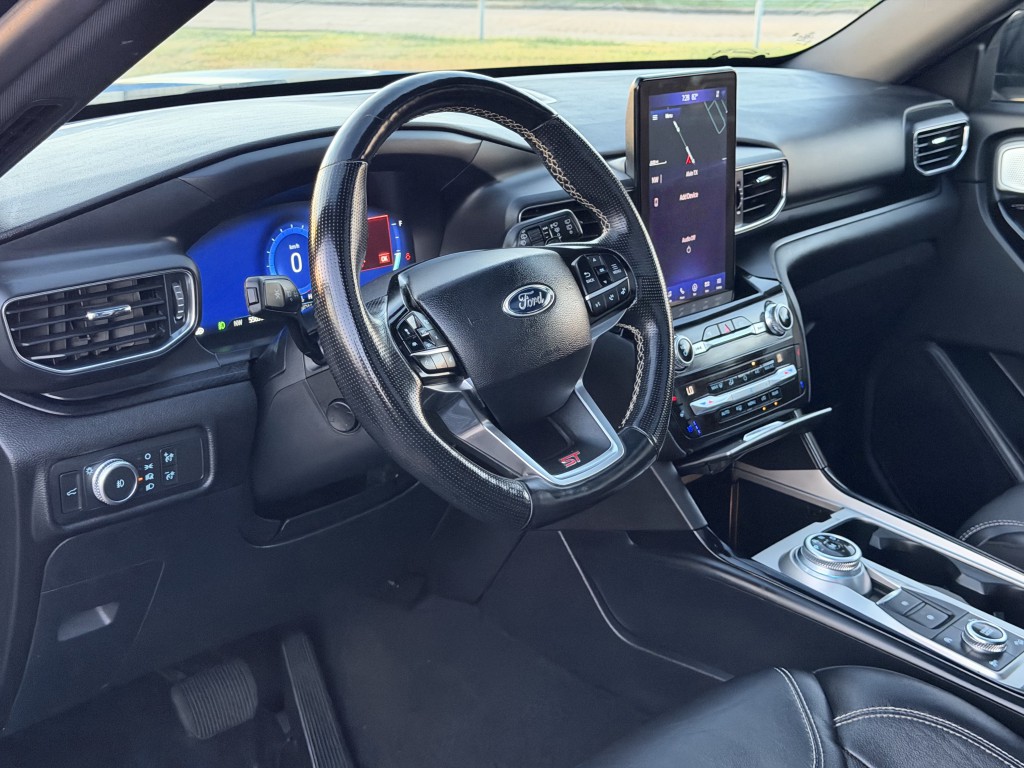2021 Ford Explorer Image 13