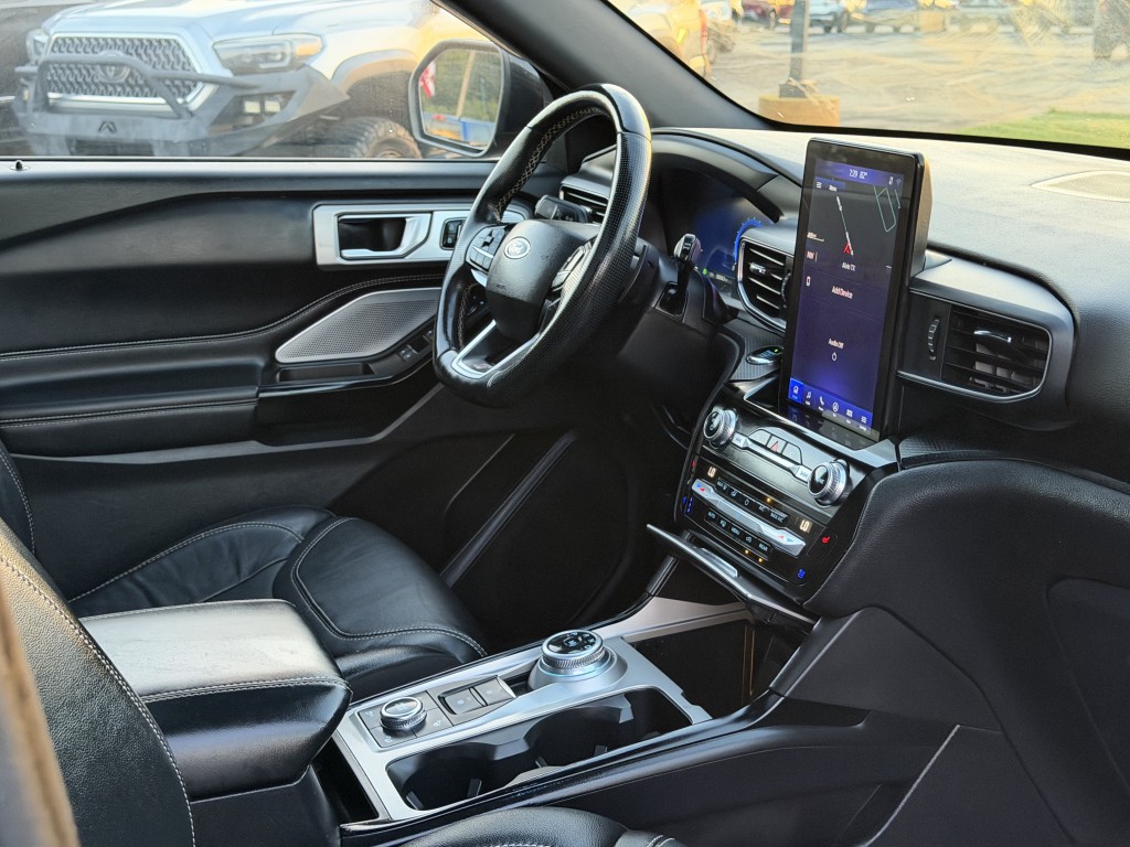 2021 Ford Explorer Image 14