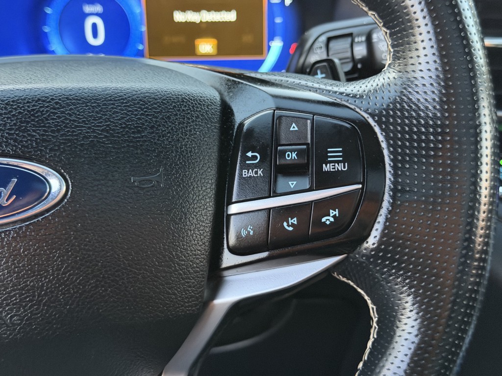 2021 Ford Explorer Image 18