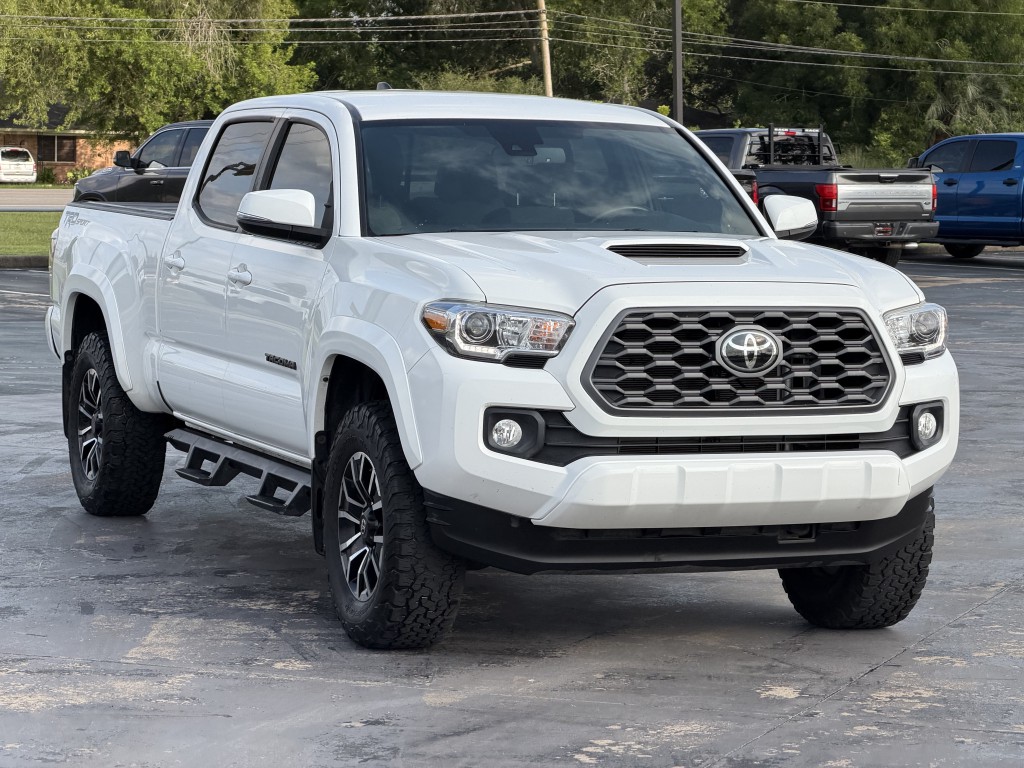 2021 Toyota Tacoma Image 3