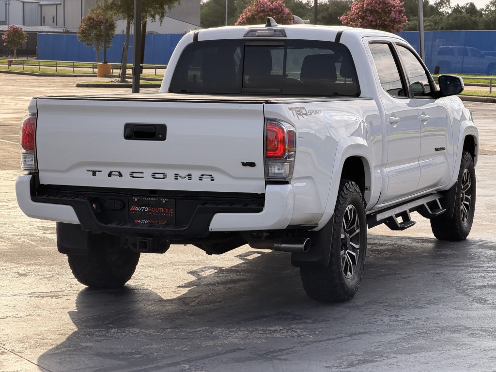 2021 Toyota Tacoma Image 10