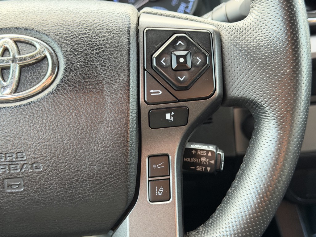 2021 Toyota Tacoma Image 17