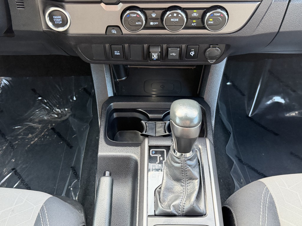 2021 Toyota Tacoma Image 22