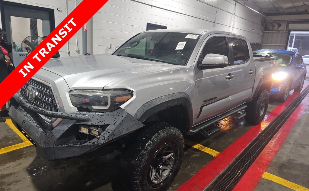 2019 Toyota Tacoma Image 1