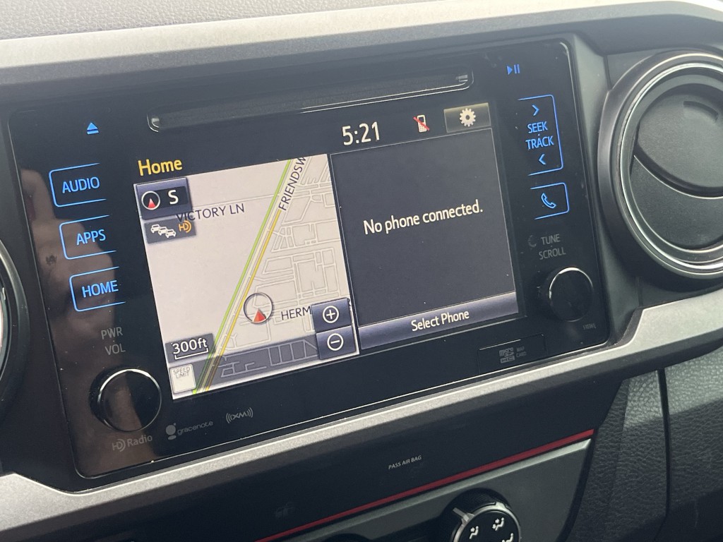 2019 Toyota Tacoma Image 8