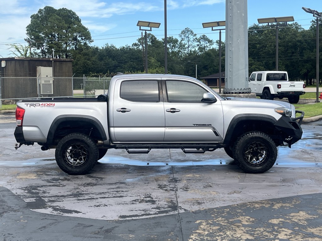 2019 Toyota Tacoma Image 13