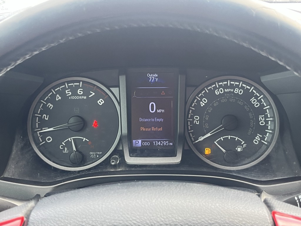 2019 Toyota Tacoma Image 21