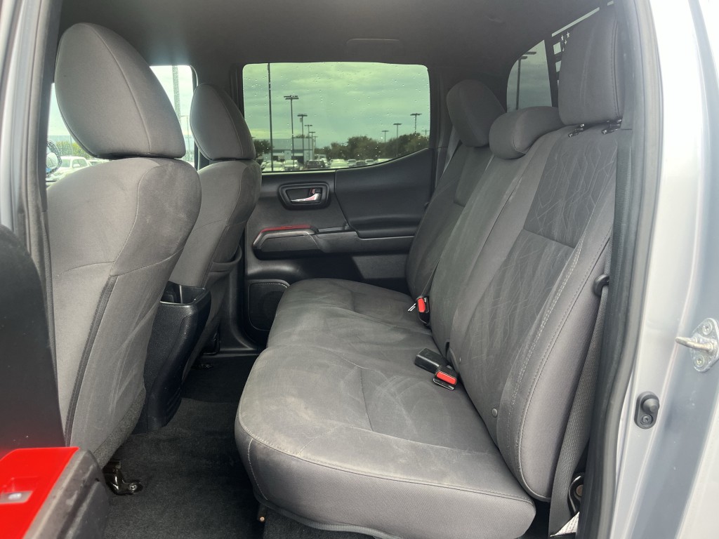 2019 Toyota Tacoma Image 28