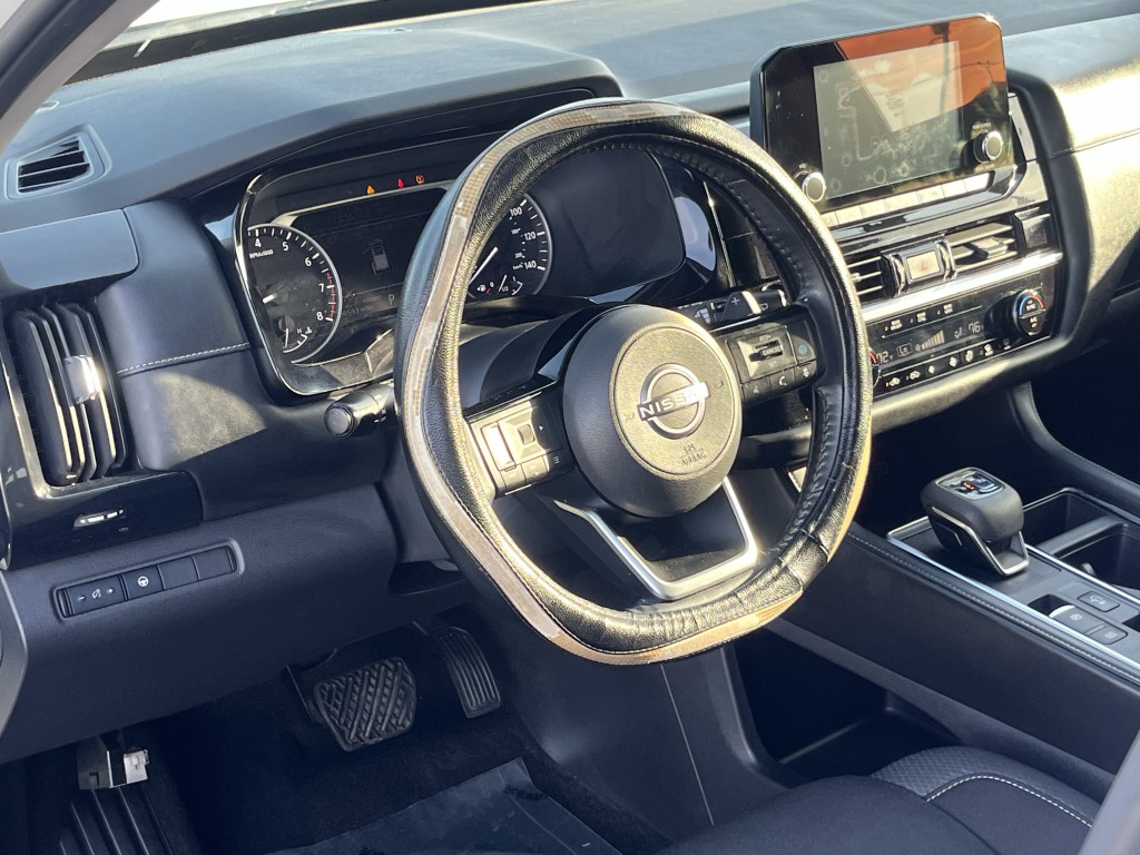 2022 Nissan Pathfinder Image 14
