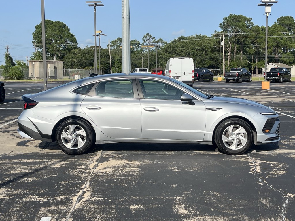 2026 Hyundai Sonata Image 8
