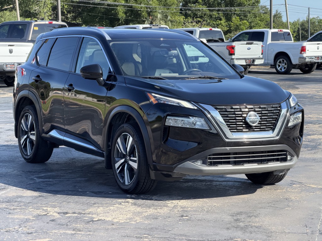 2021 Nissan Rogue Image 3