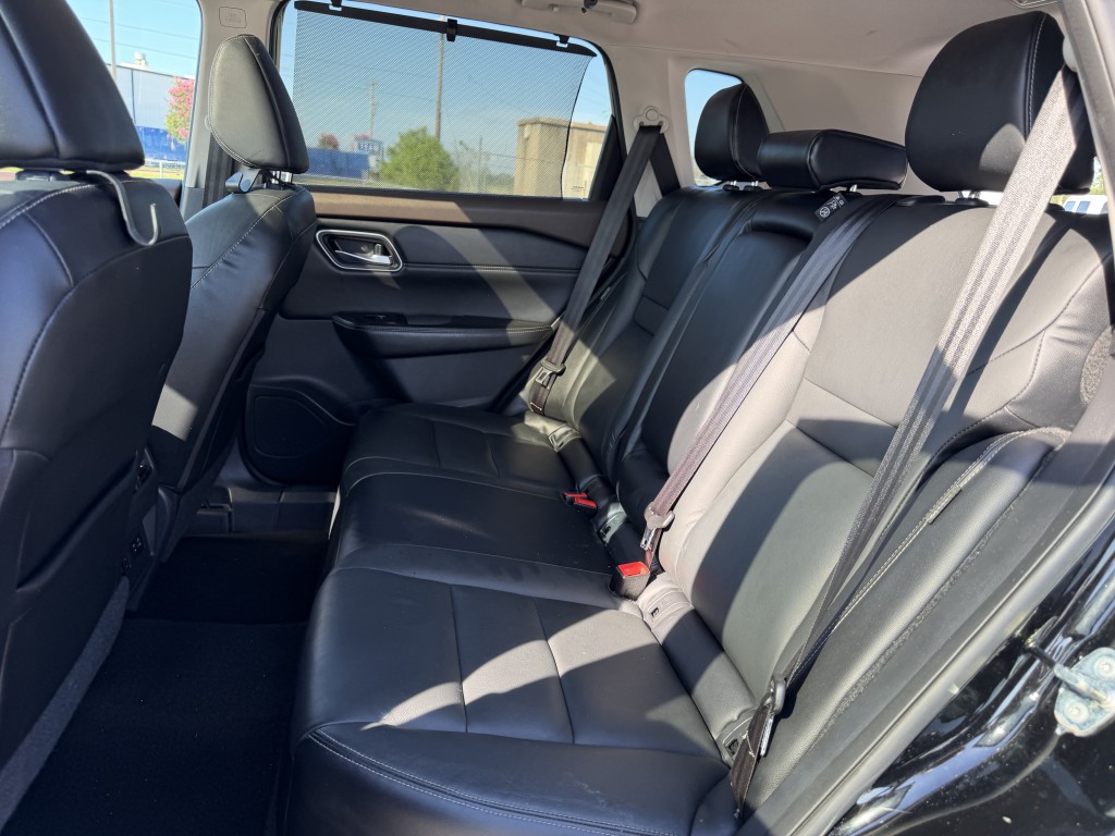 2021 Nissan Rogue Image 24