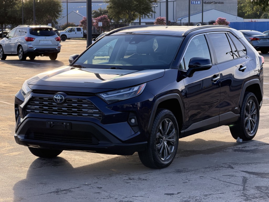 2024 Toyota Rav4 Image 5