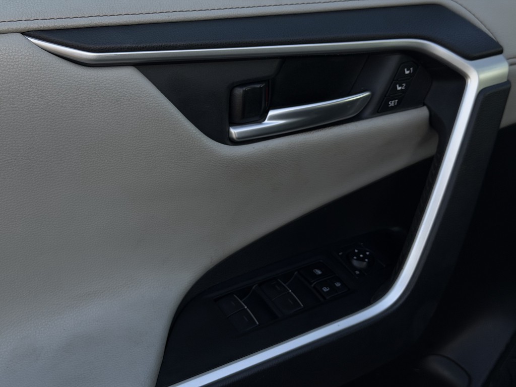2024 Toyota Rav4 Image 23
