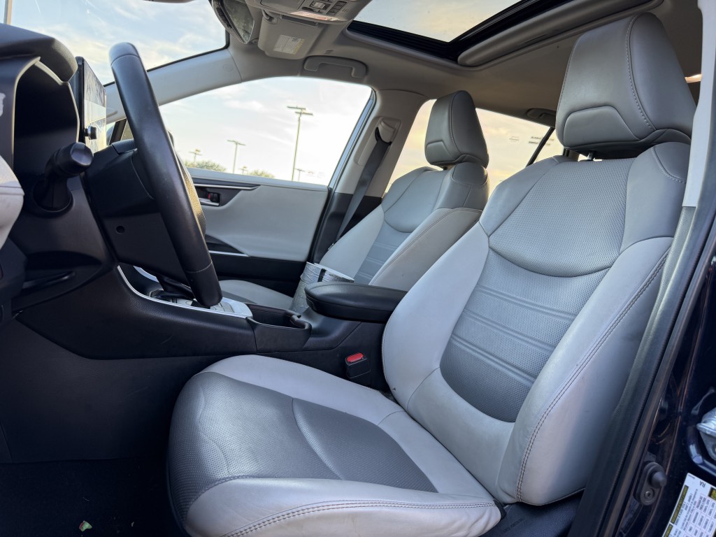2024 Toyota Rav4 Image 24