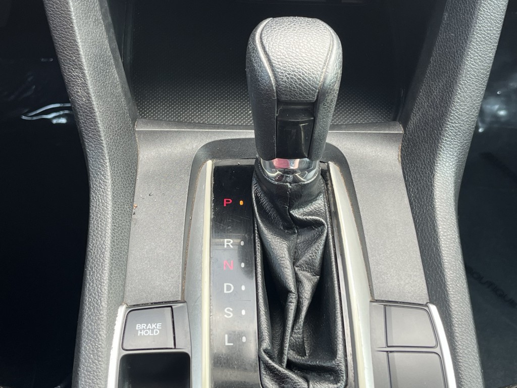 2017 Honda Civic Image 21