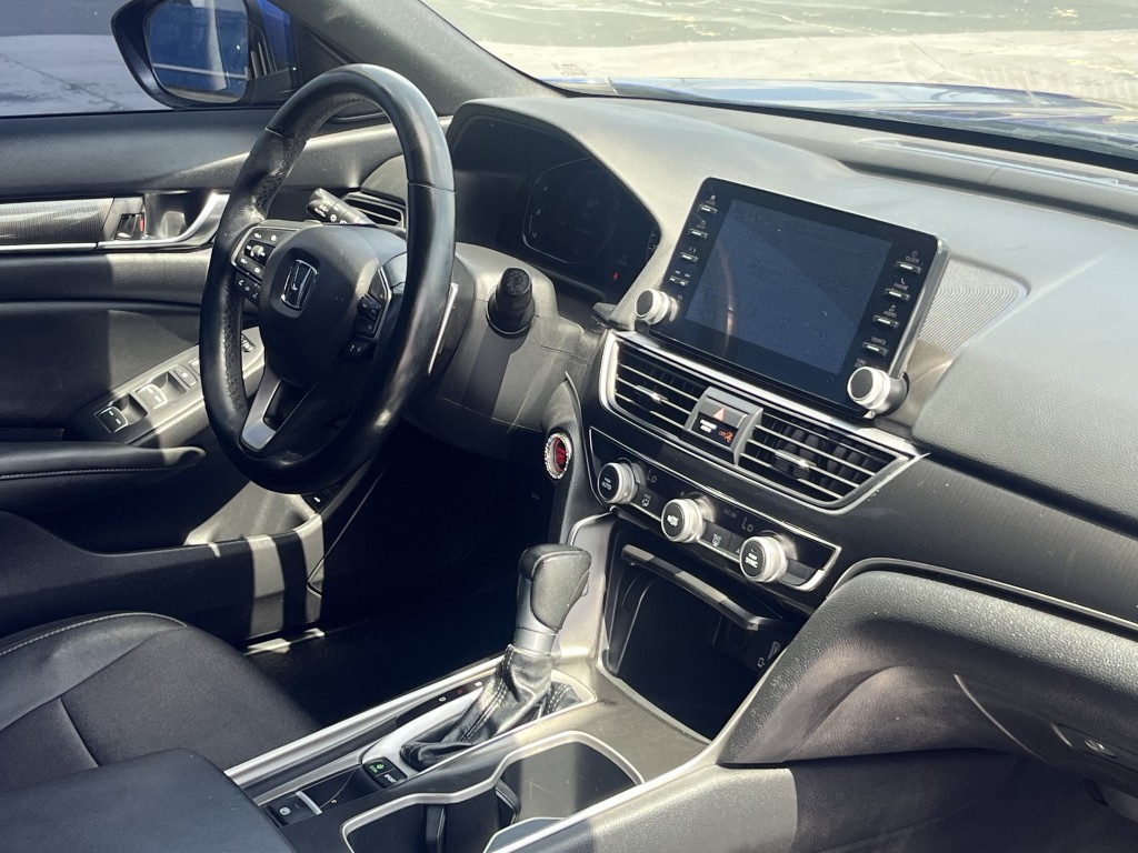 2020 Honda Accord Image 12