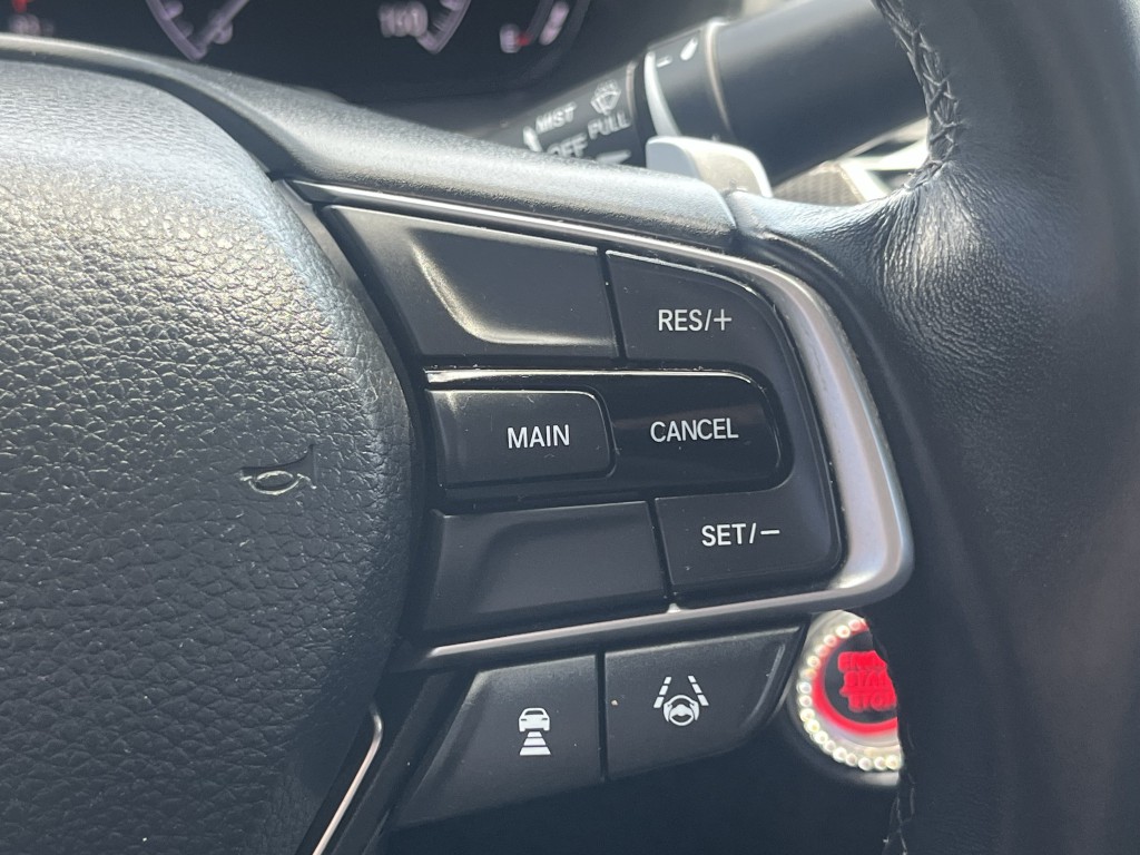 2020 Honda Accord Image 16