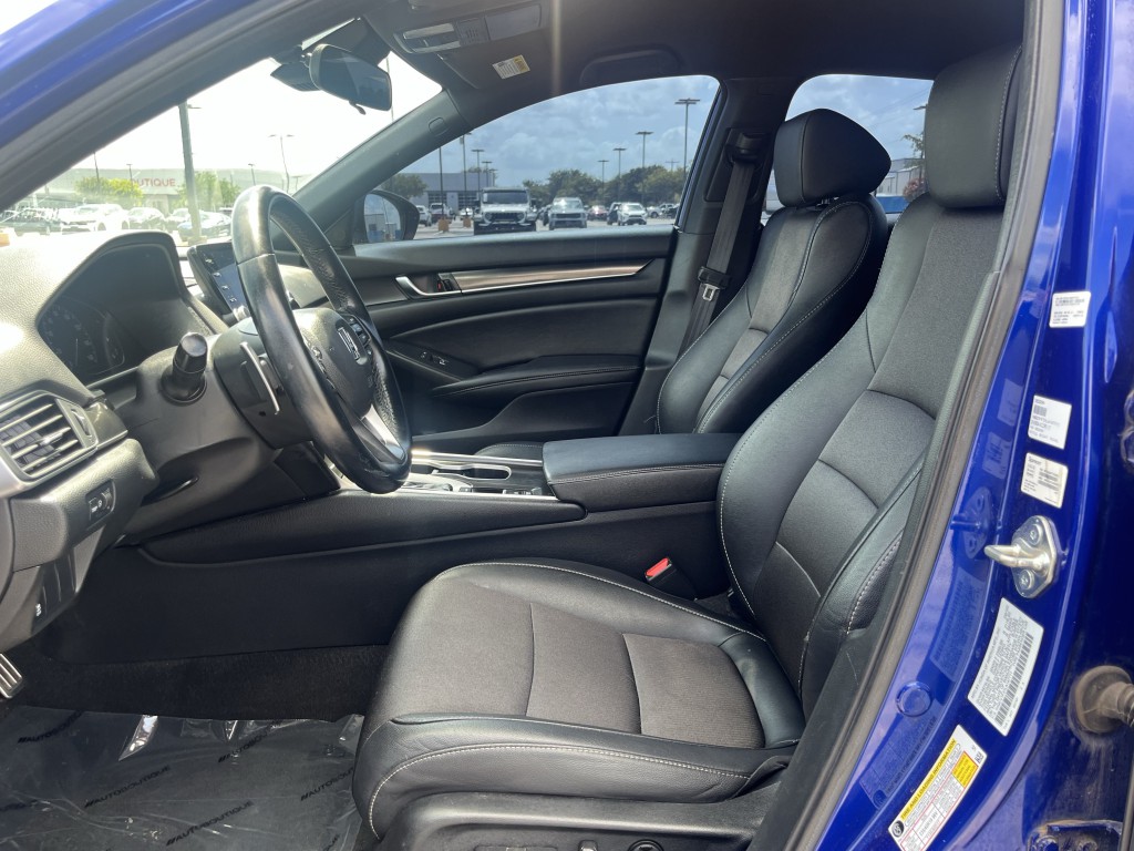 2020 Honda Accord Image 25