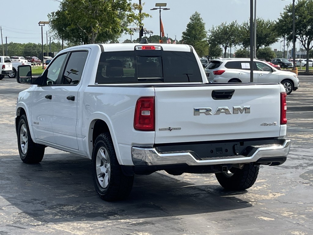 2025 RAM 1500 Image 8