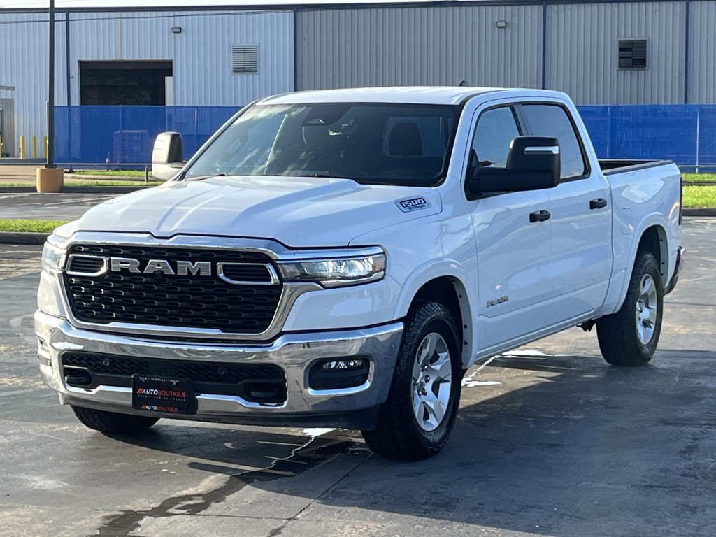 2025 RAM 1500 Image 5