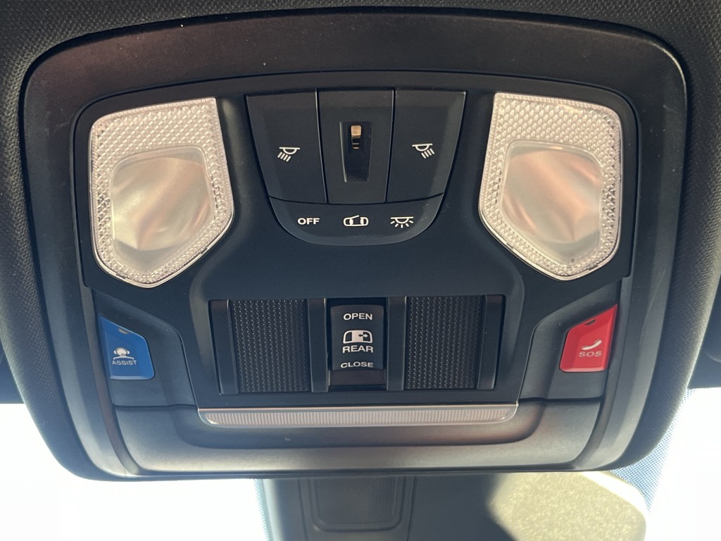 2025 RAM 1500 Image 21