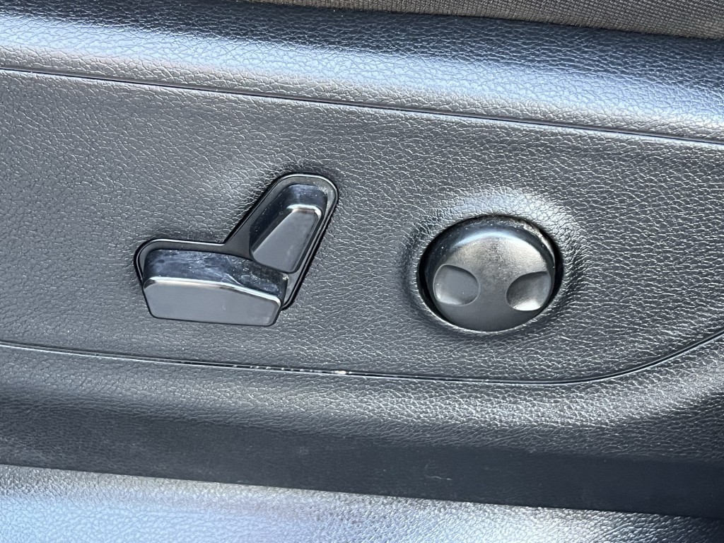 2025 RAM 1500 Image 24