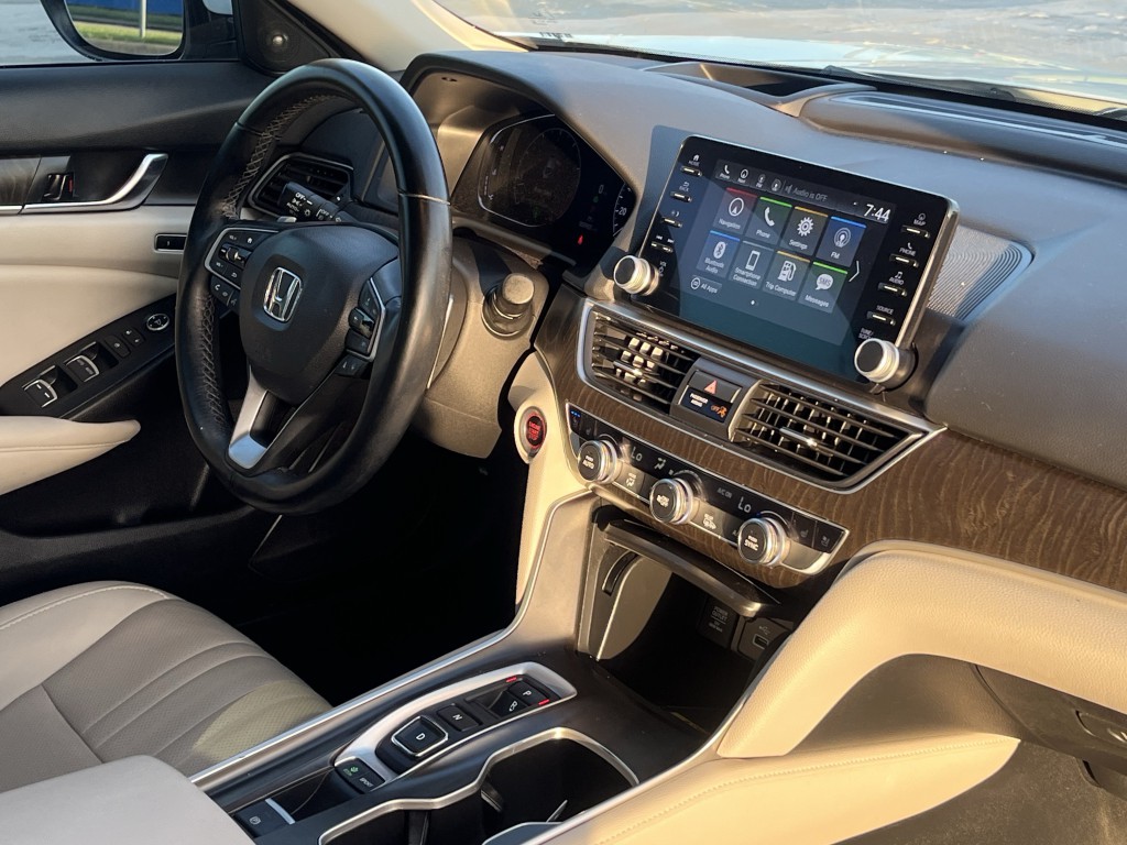 2021 Honda Accord Image 13