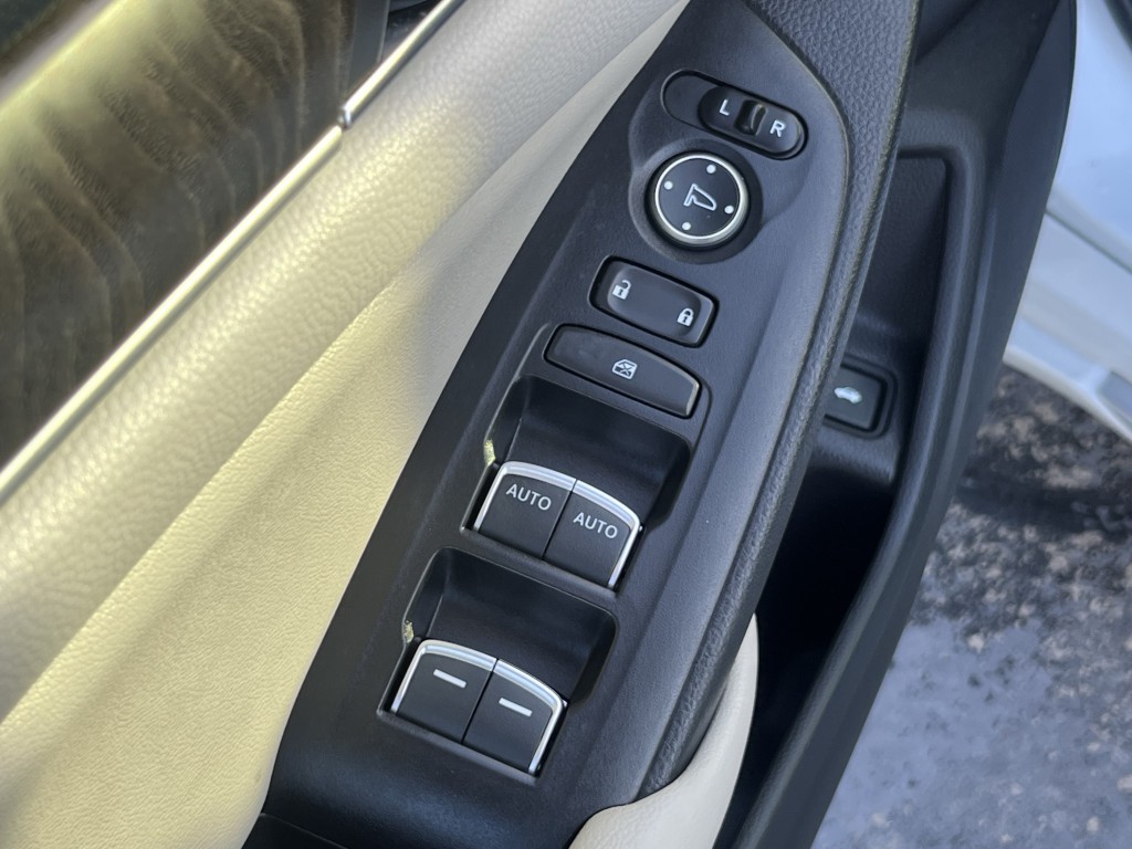 2021 Honda Accord Image 24