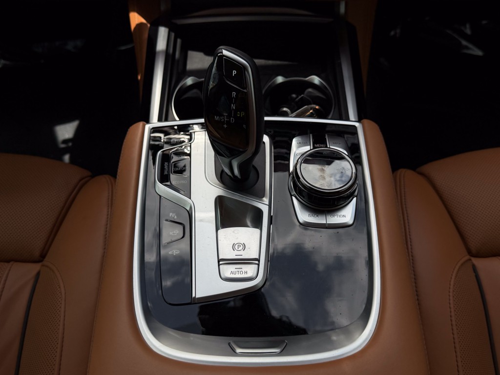 2020 BMW 7 Series Image 38