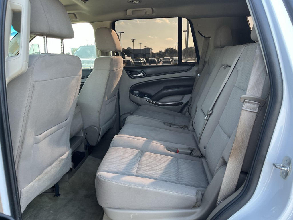 2016 Chevrolet Tahoe Image 28