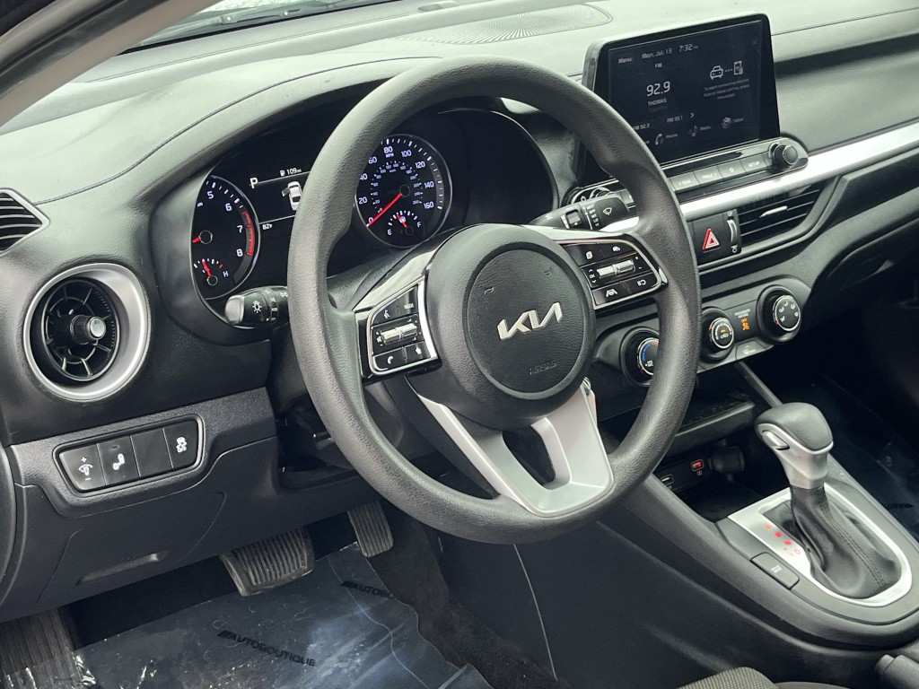 2024 Kia Forte Image 12