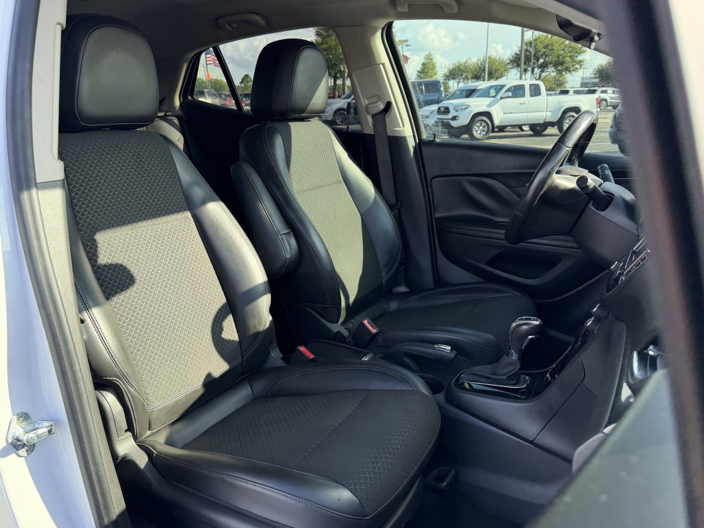 2021 Buick Enclave Image 18