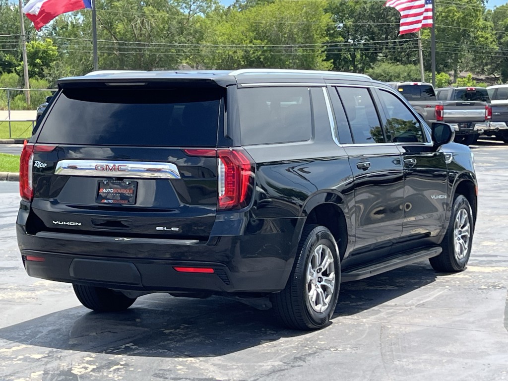 2021 GMC Yukon Image 8
