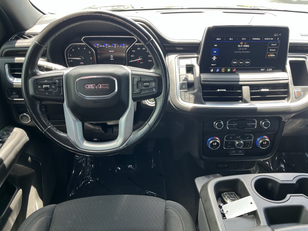 2021 GMC Yukon Image 16