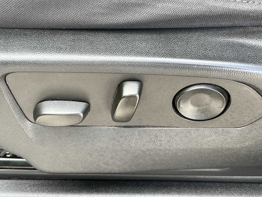2021 GMC Yukon Image 27