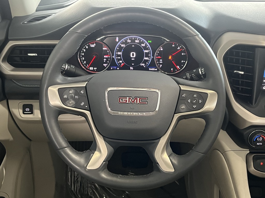 2023 GMC Acadia Image 15