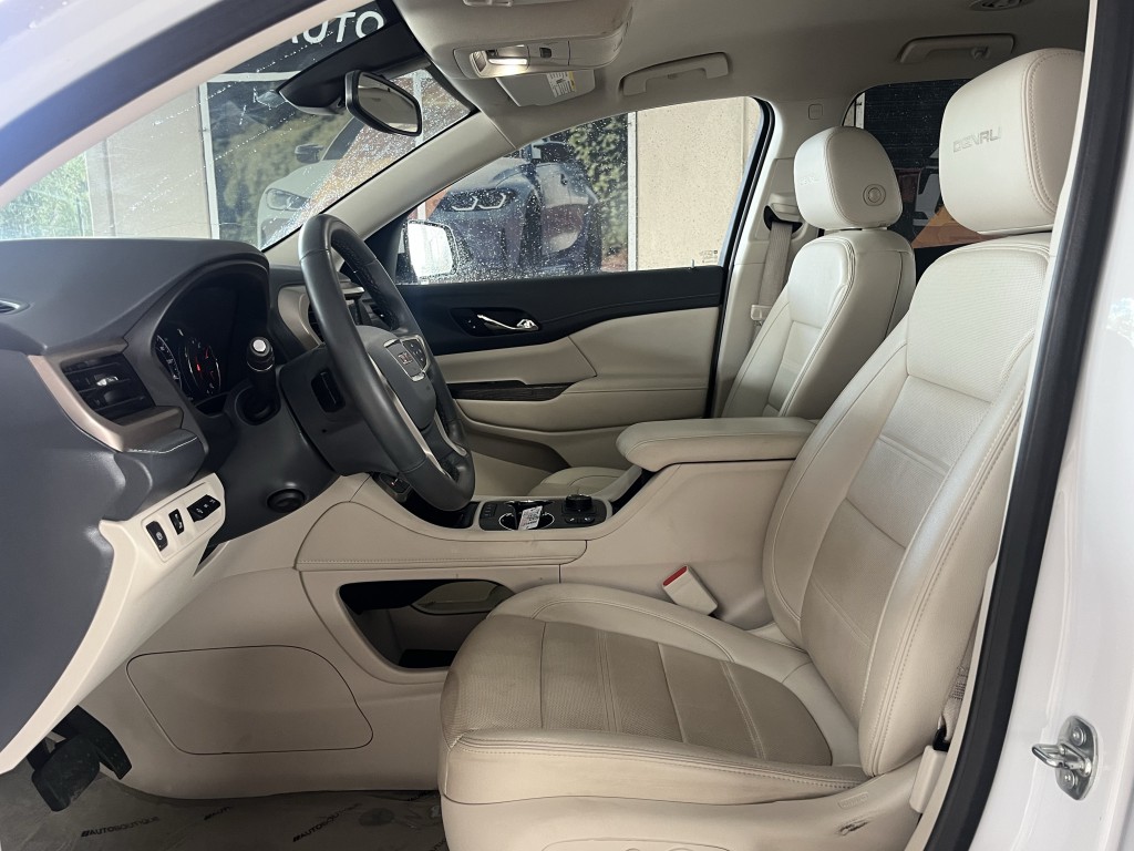 2023 GMC Acadia Image 26